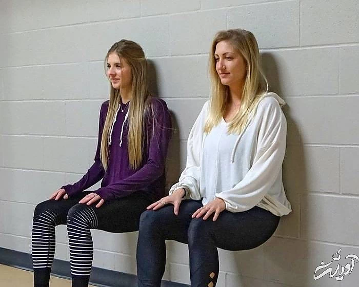 نشستن دیواری